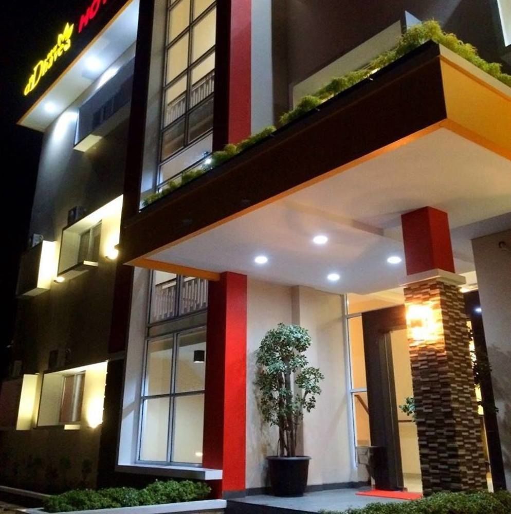 New D'Dhave Hotel Padang  Exteriér fotografie