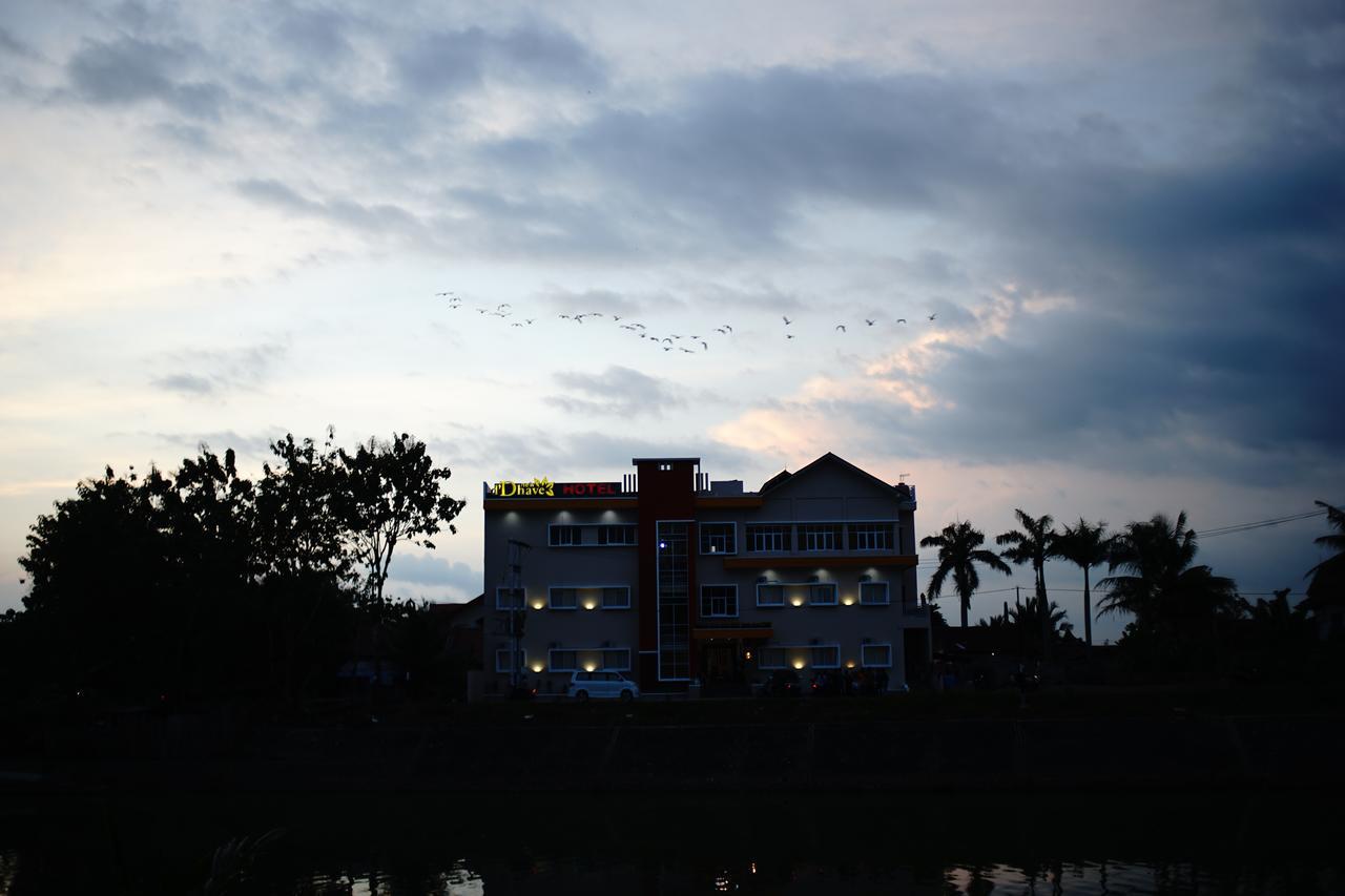 New D'Dhave Hotel Padang  Exteriér fotografie